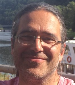 Medialer Berater, spiritueller Coach und Energieheiler